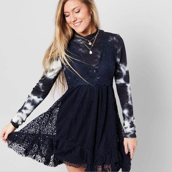 Free People Sleeveless Adella Burnout Slip Dress Blue Small NWT - Picture 2 of 10